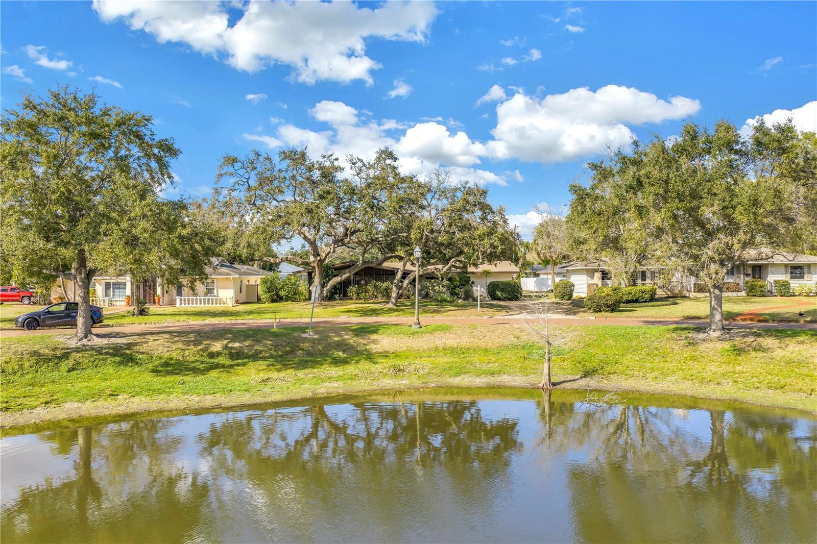 Image 65 of 81 For 6069 4th Avenue N