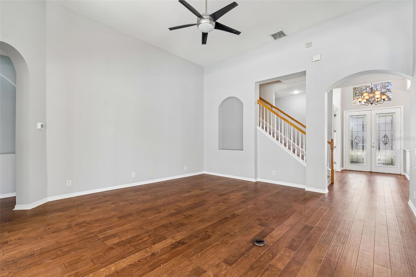 Image 20 of 78 For 10162 Deercliff Drive