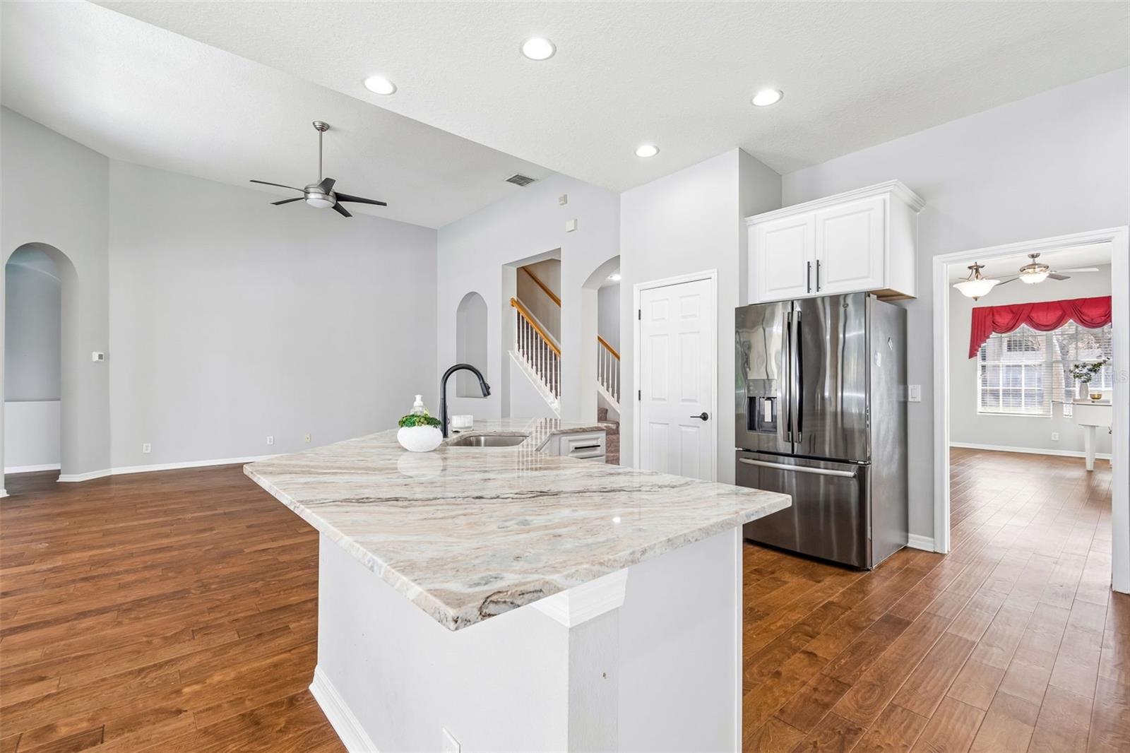 Image 23 of 78 For 10162 Deercliff Drive