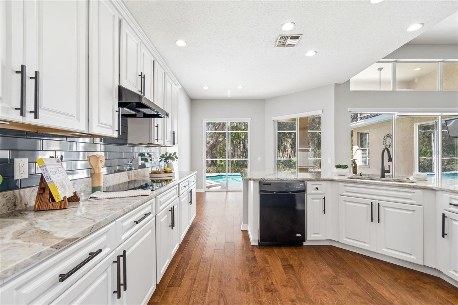 Image 25 of 78 For 10162 Deercliff Drive