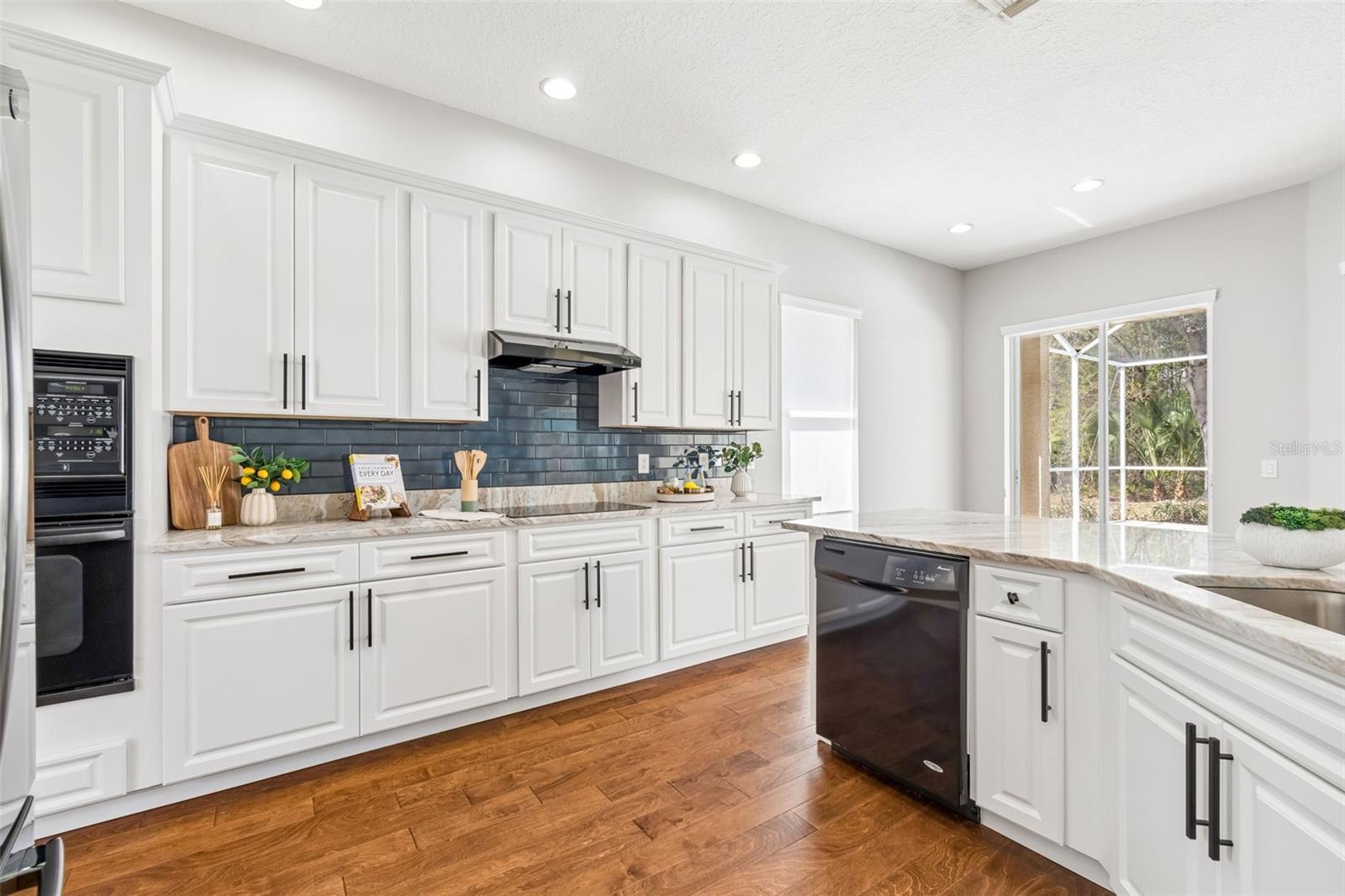 Image 26 of 78 For 10162 Deercliff Drive