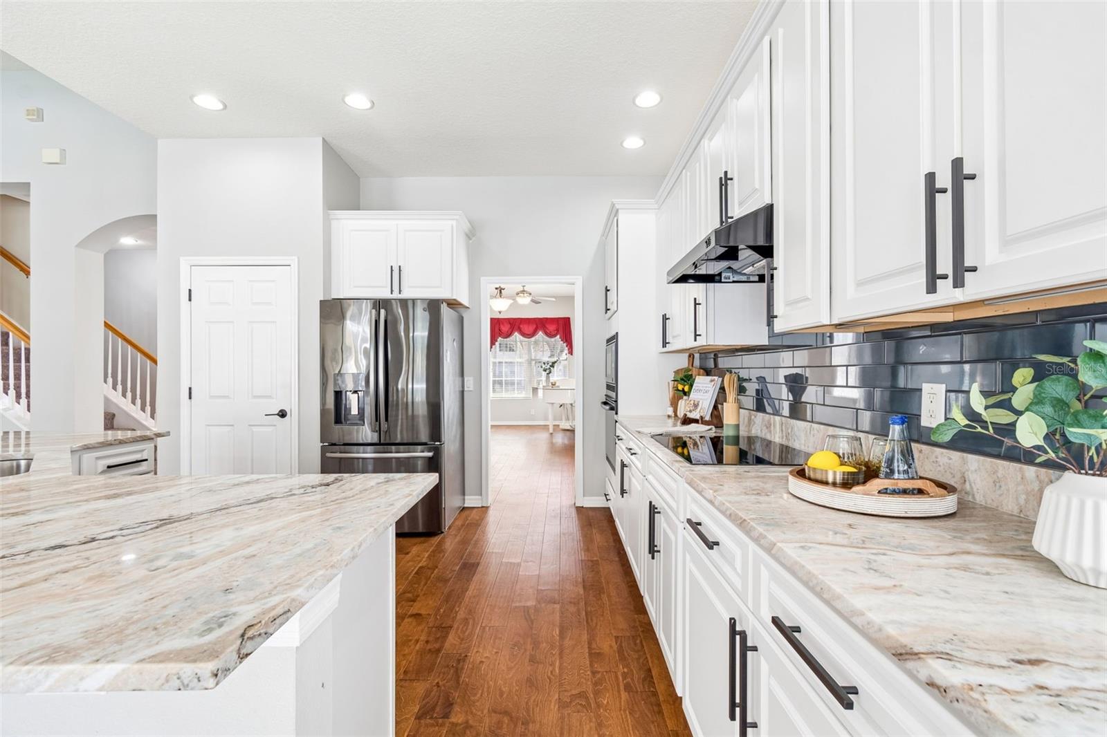 Image 28 of 78 For 10162 Deercliff Drive