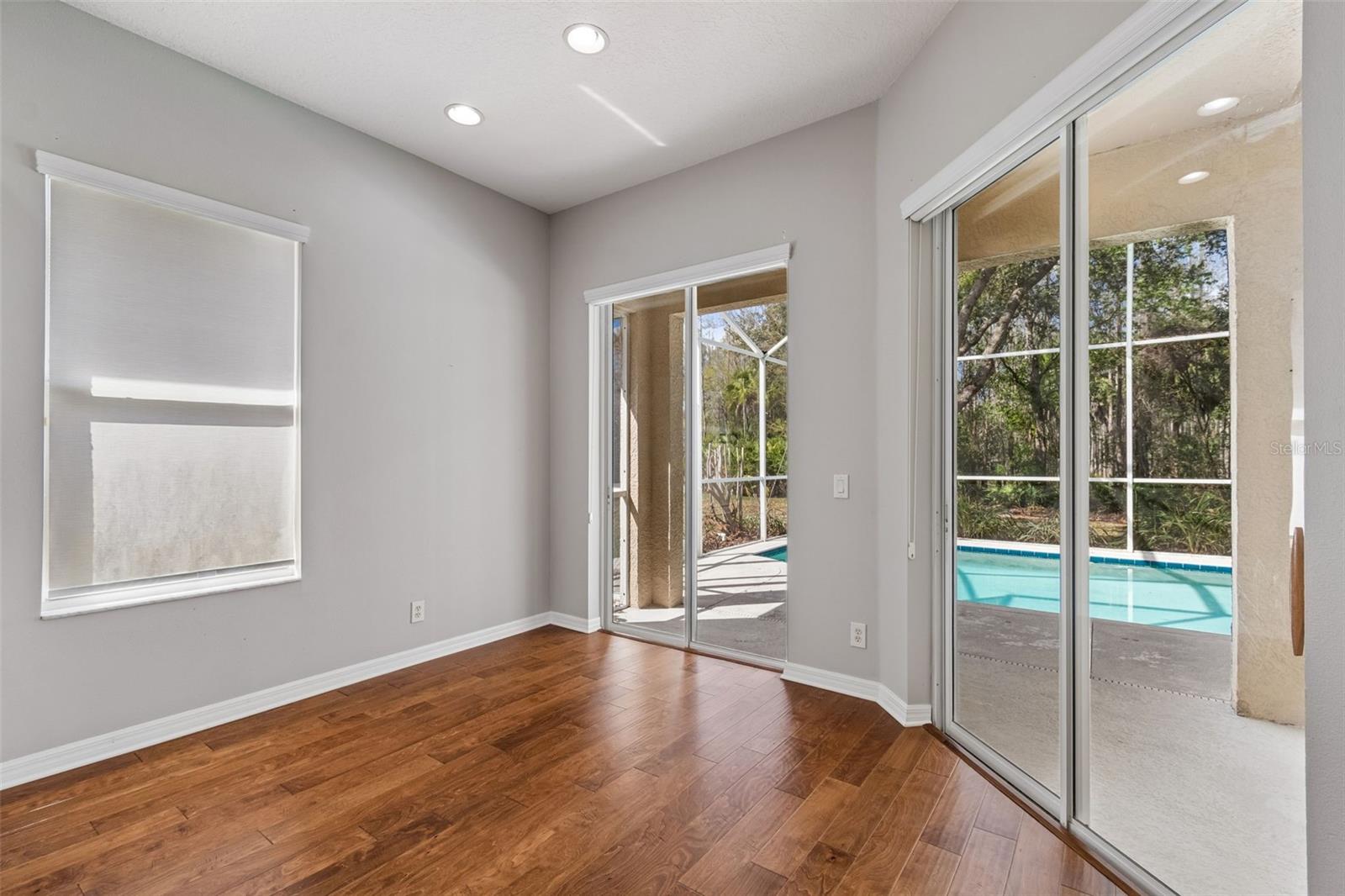 Image 31 of 78 For 10162 Deercliff Drive