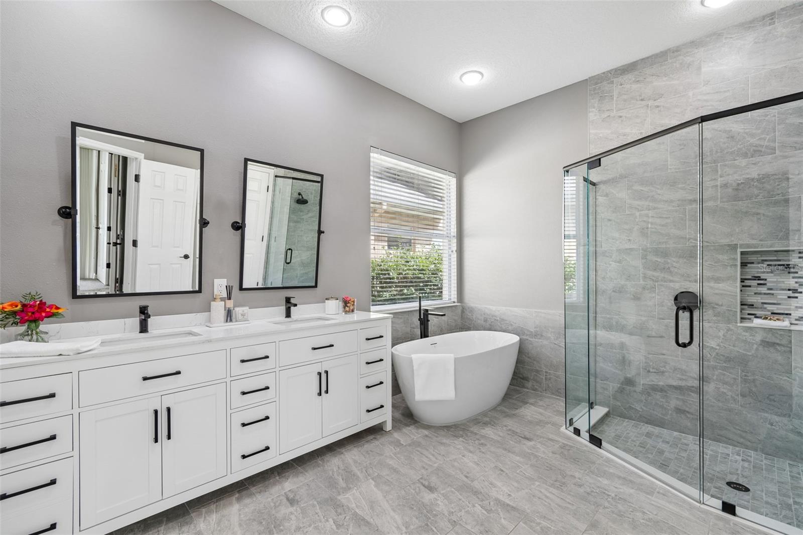 Image 50 of 78 For 10162 Deercliff Drive