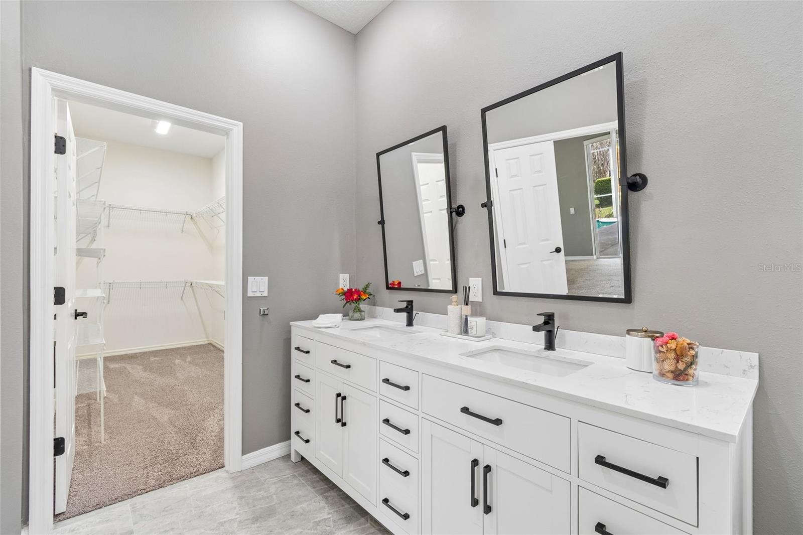 Image 51 of 78 For 10162 Deercliff Drive