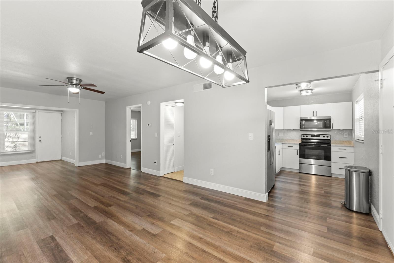 Image 13 of 40 For 3034 Eastland Boulevard D104