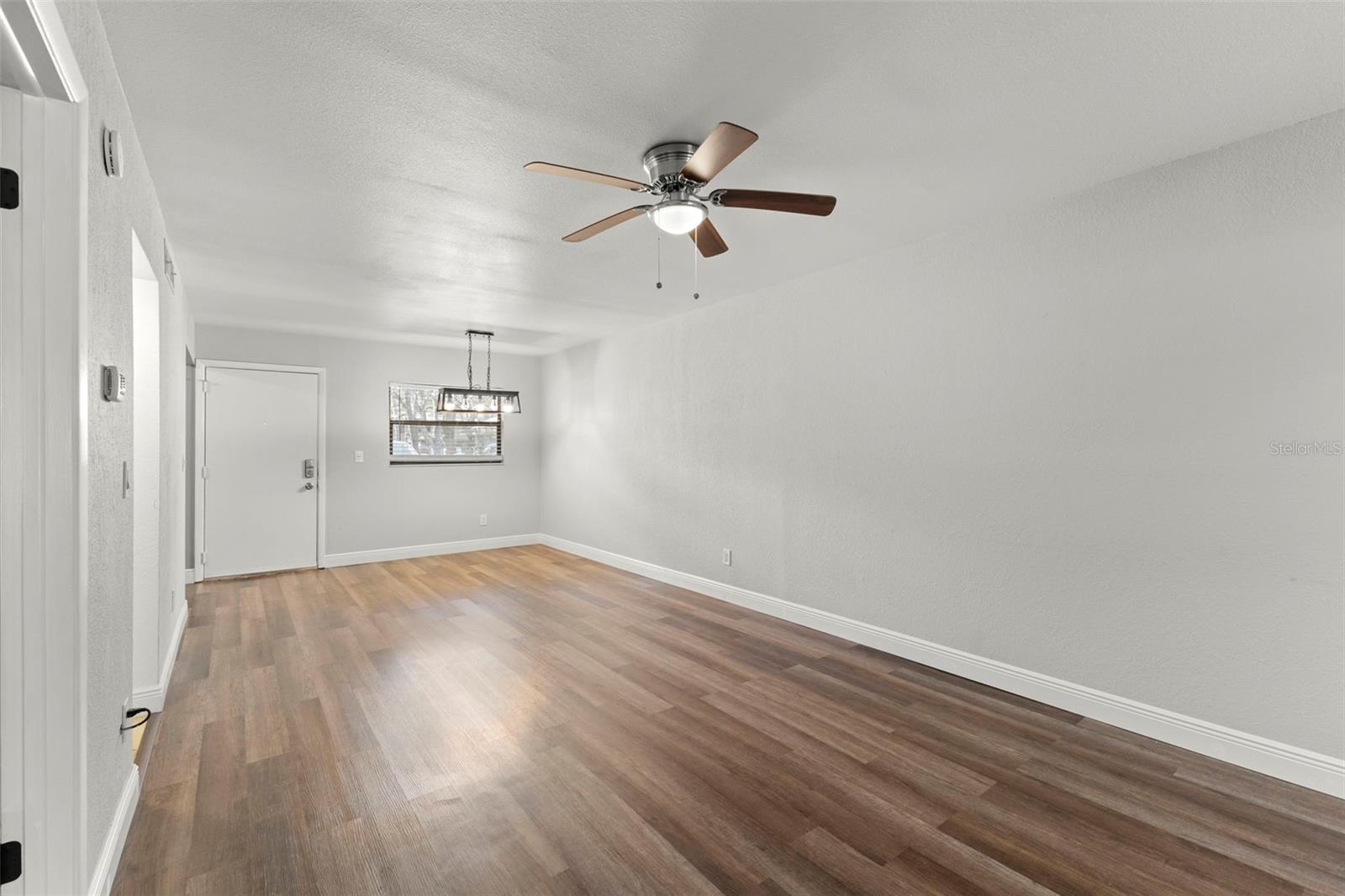 Image 19 of 40 For 3034 Eastland Boulevard D104