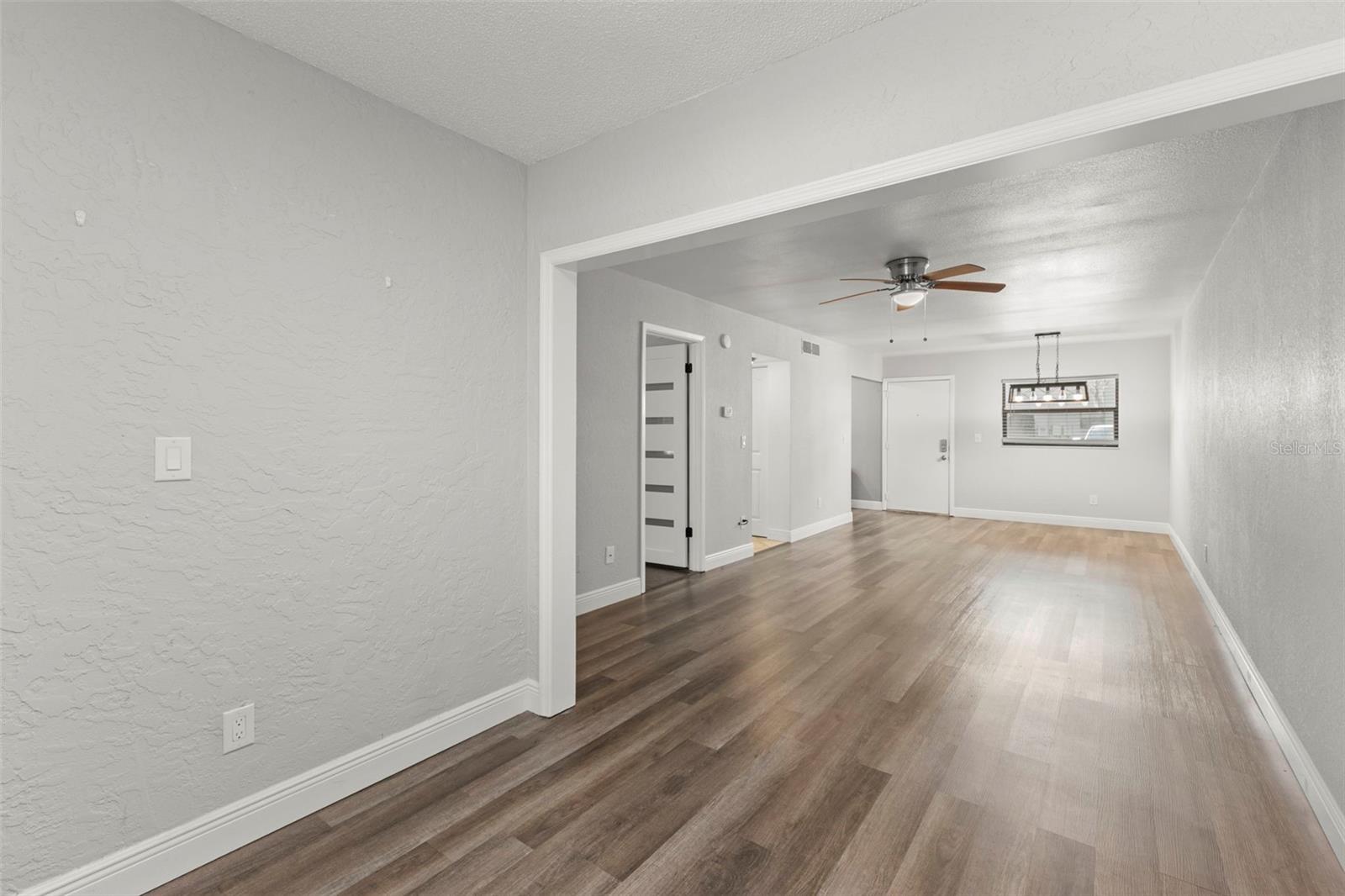 Image 20 of 40 For 3034 Eastland Boulevard D104