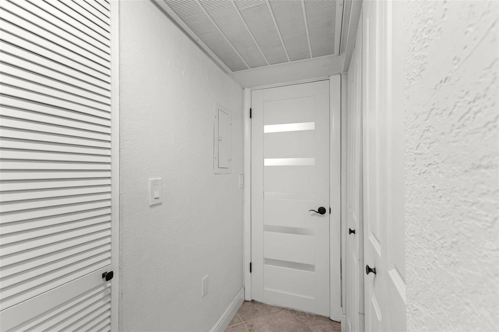 Image 29 of 40 For 3034 Eastland Boulevard D104