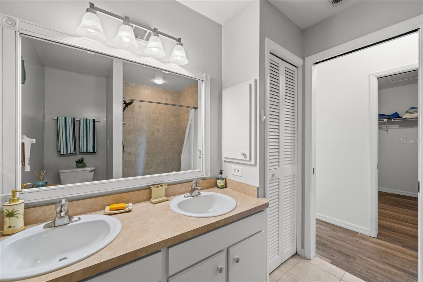 Image 26 of 40 For 804 Sorrento Place 804