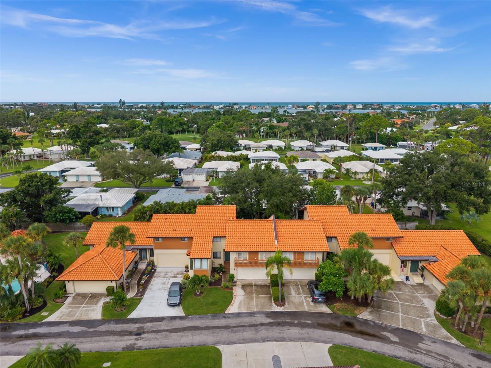 Image 32 of 40 For 804 Sorrento Place 804