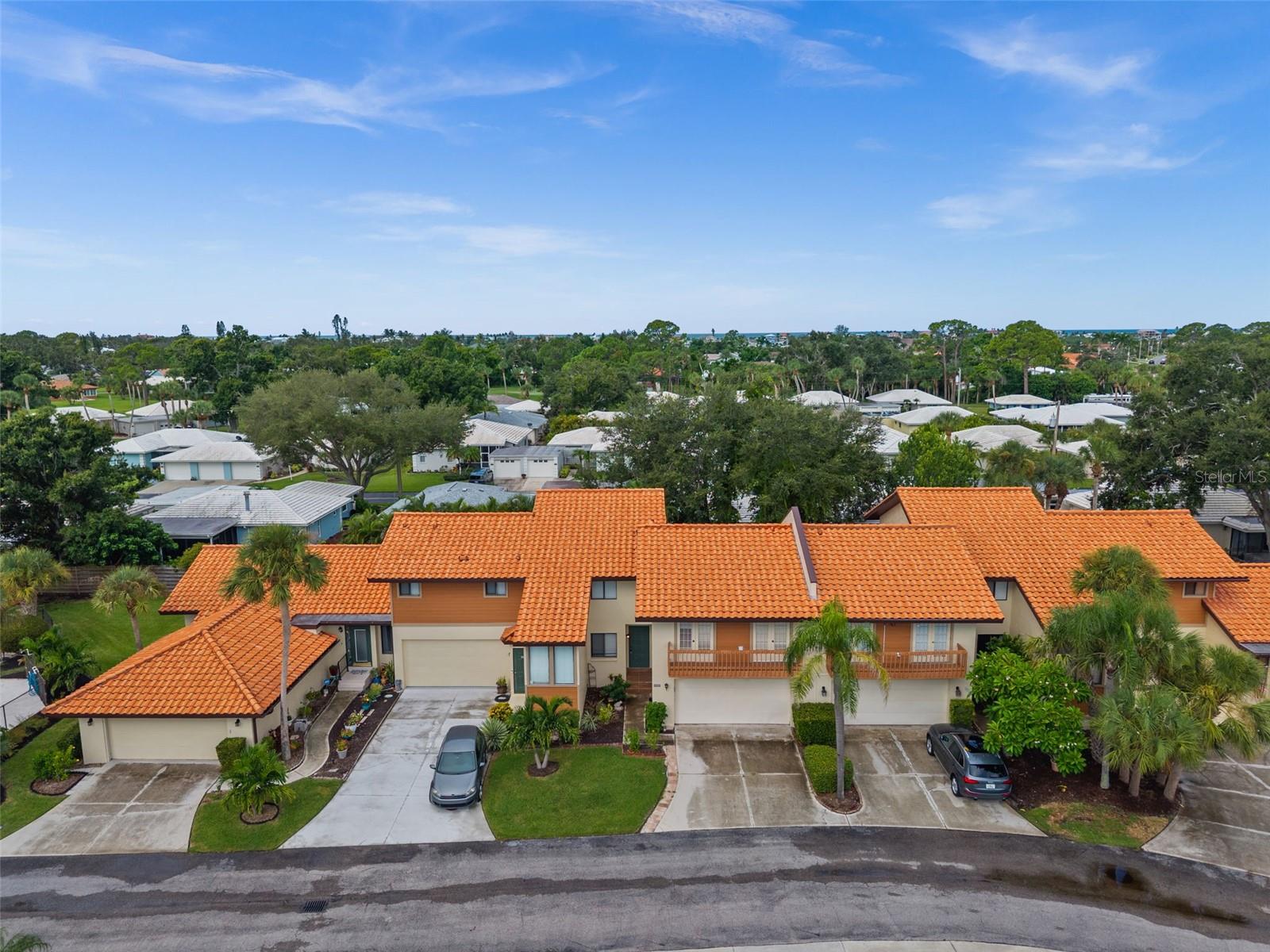 Image 33 of 40 For 804 Sorrento Place 804