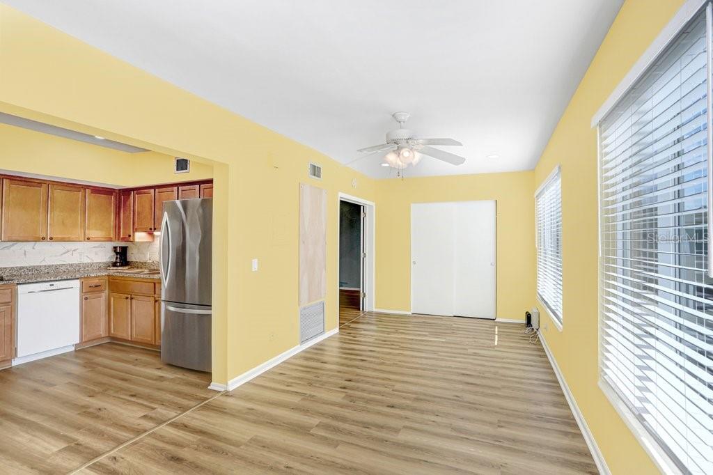 Listing photo id 15 for 2285 Israeli Drive 57