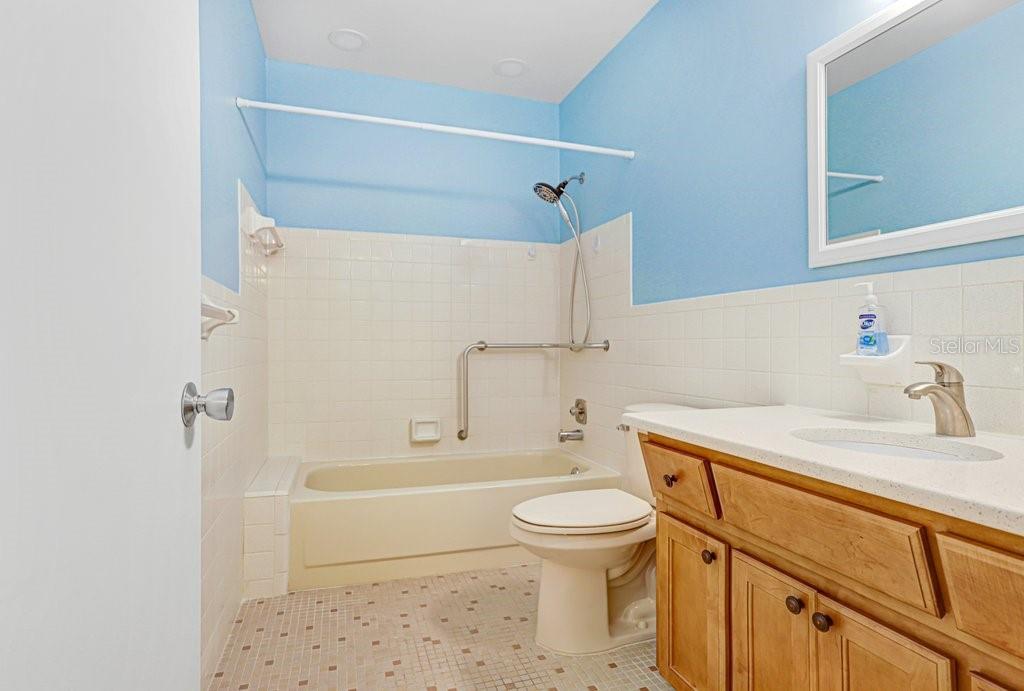 Listing photo id 25 for 2285 Israeli Drive 57