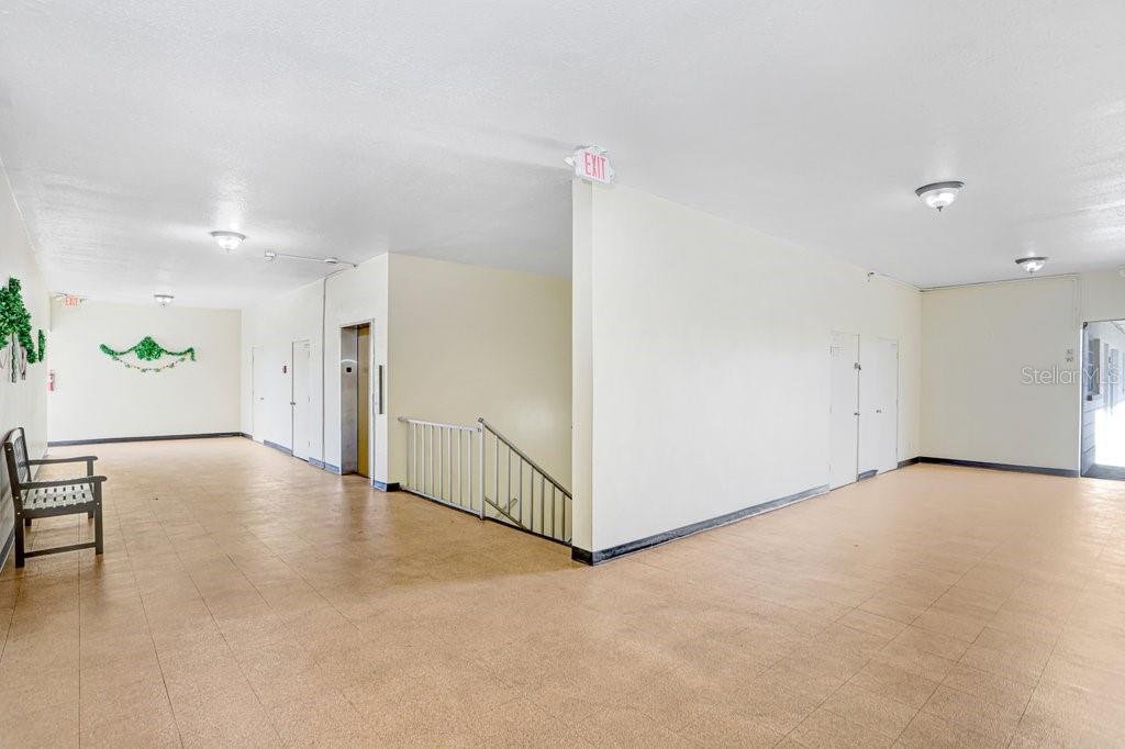 Listing photo id 4 for 2285 Israeli Drive 57