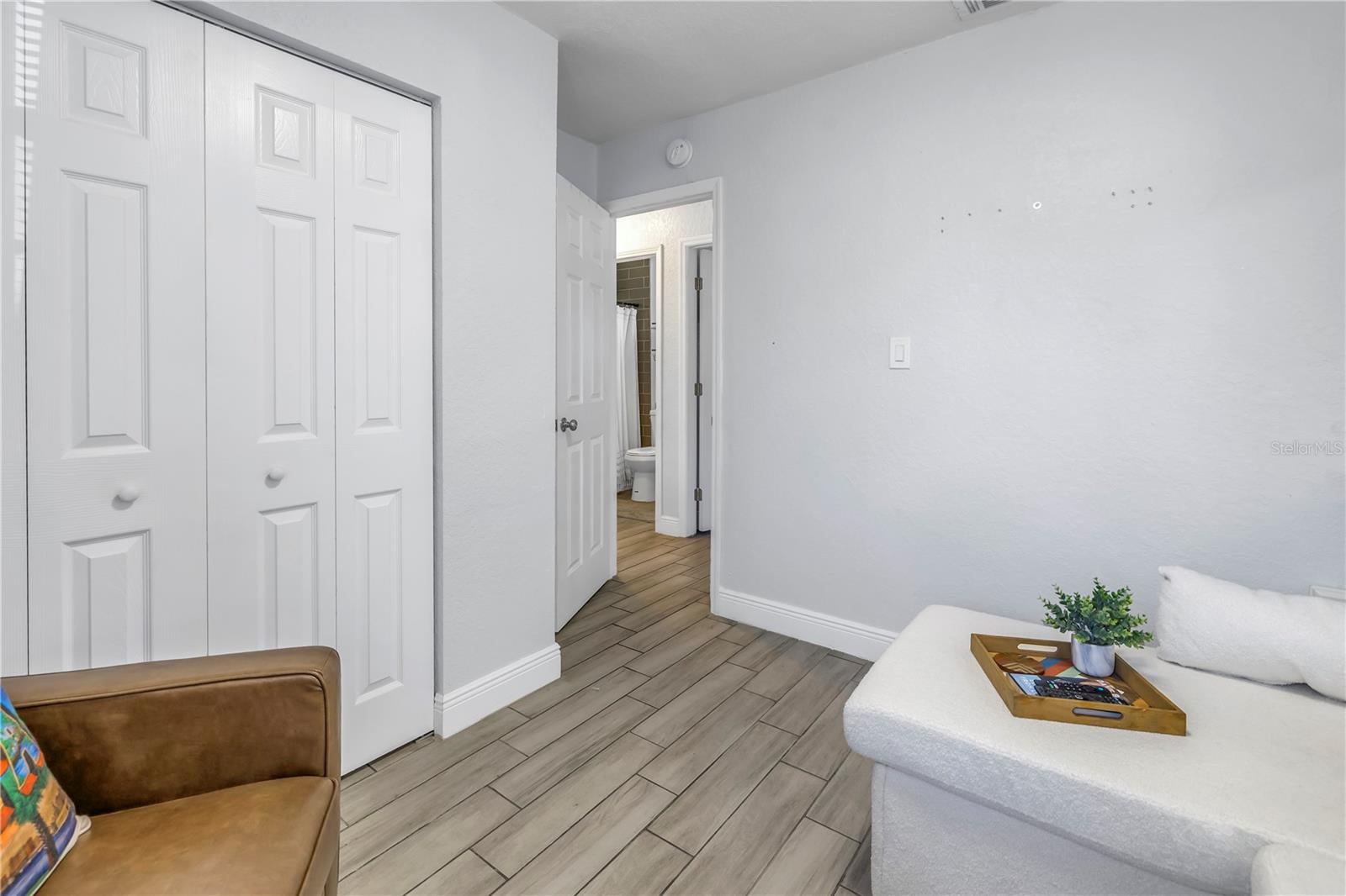 Image 20 of 41 For 3605 Iowa Avenue