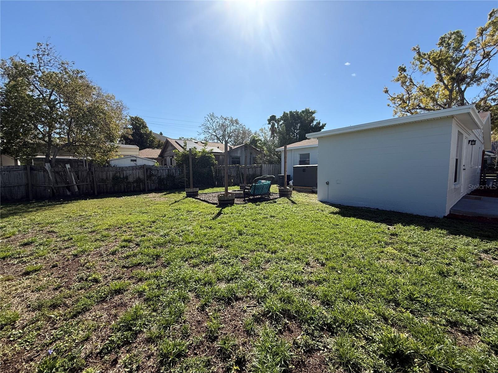 Image 27 of 41 For 3605 Iowa Avenue