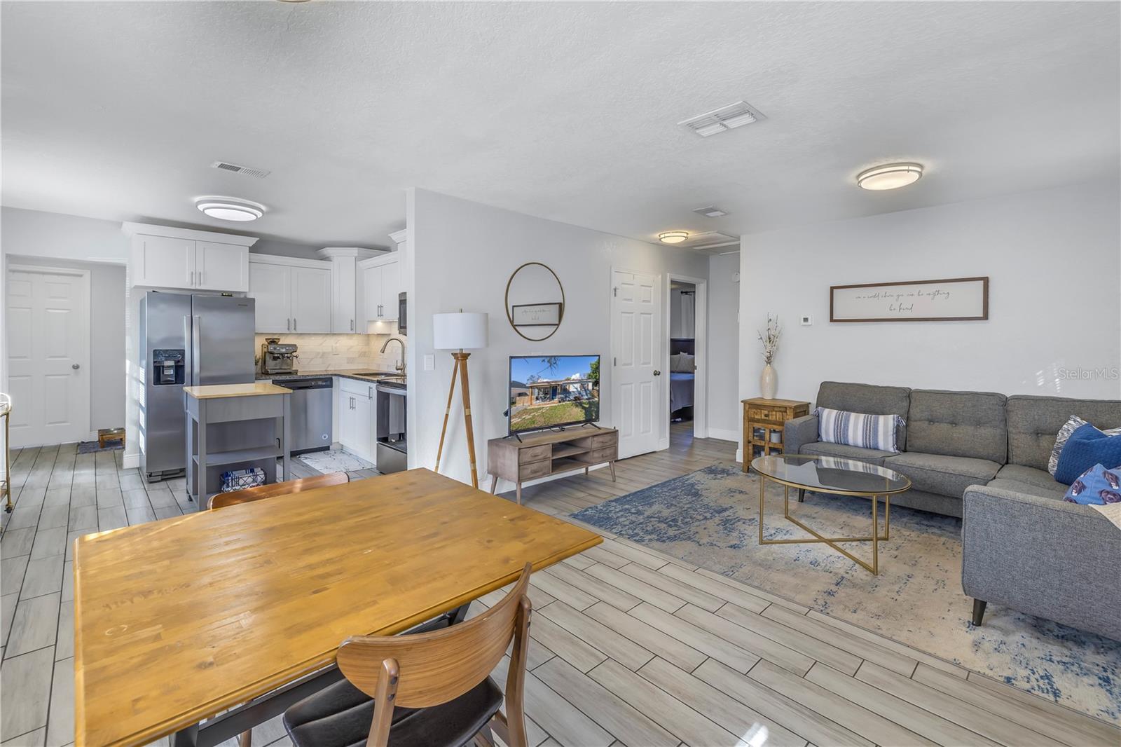 Image 5 of 41 For 3605 Iowa Avenue