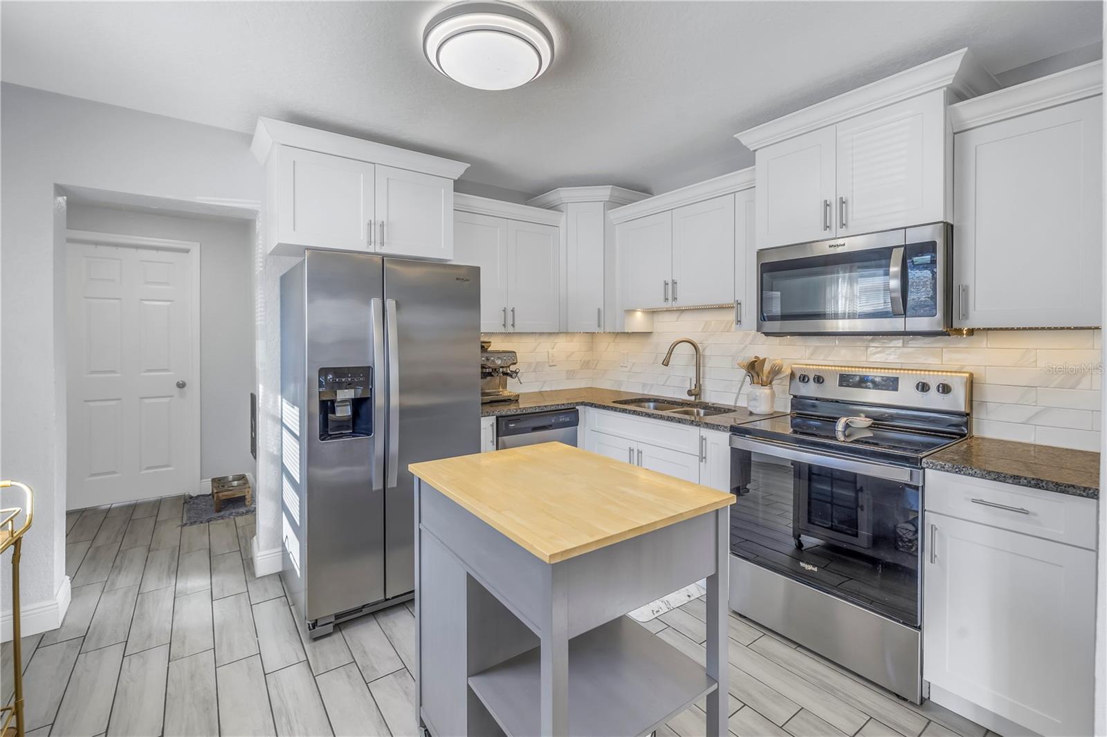 Image 7 of 41 For 3605 Iowa Avenue