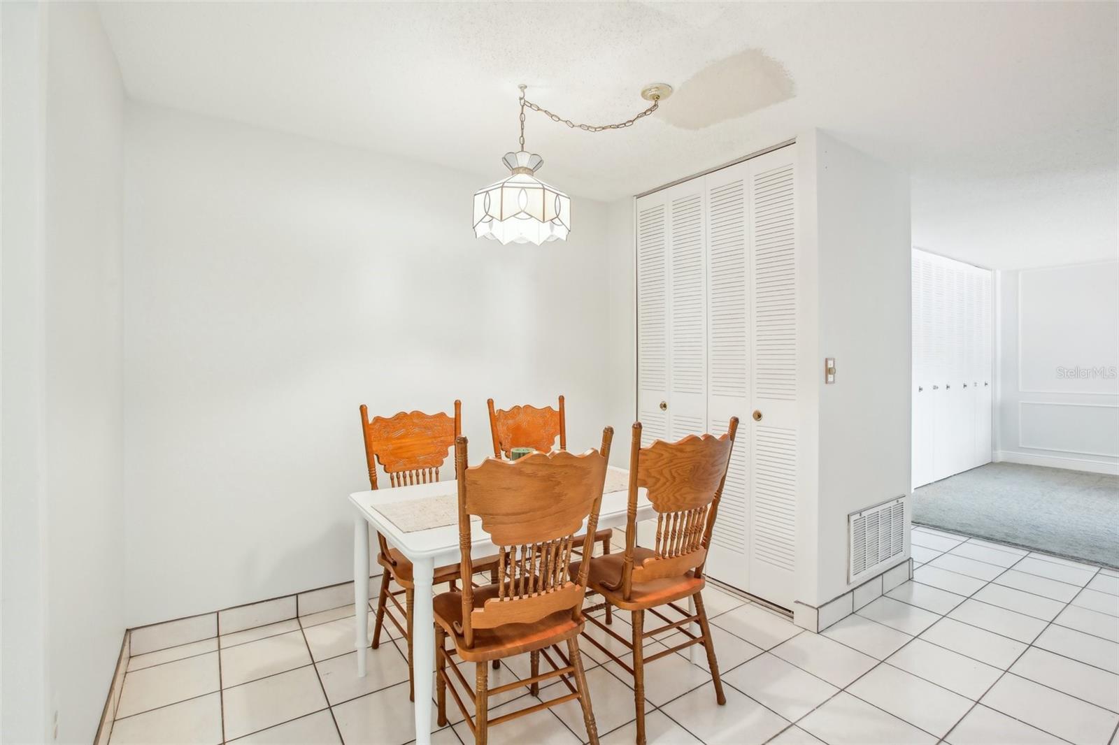 Listing photo id 9 for 2700 Bayshore Boulevard 1305