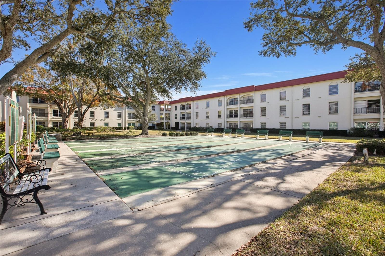 Listing photo id 31 for 2700 Bayshore Boulevard 1305