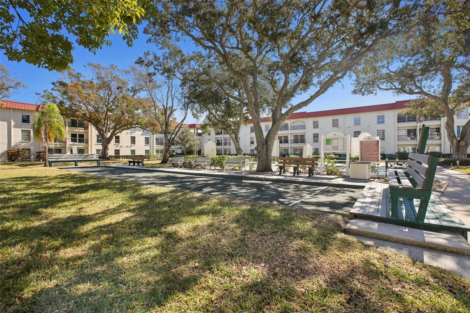 Listing photo id 34 for 2700 Bayshore Boulevard 1305