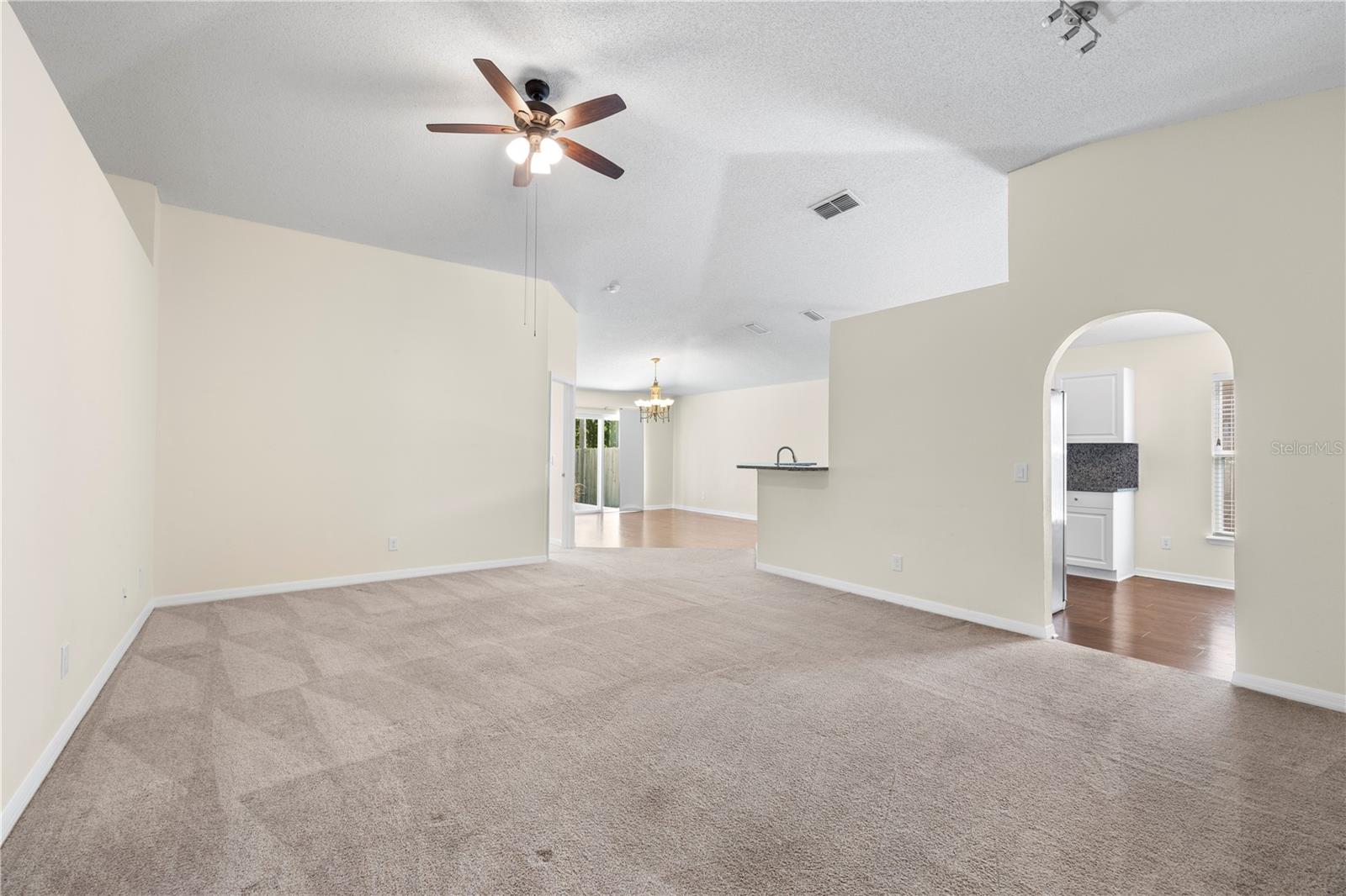 Image 8 of 56 For 25016 Hyde Park Boulevard