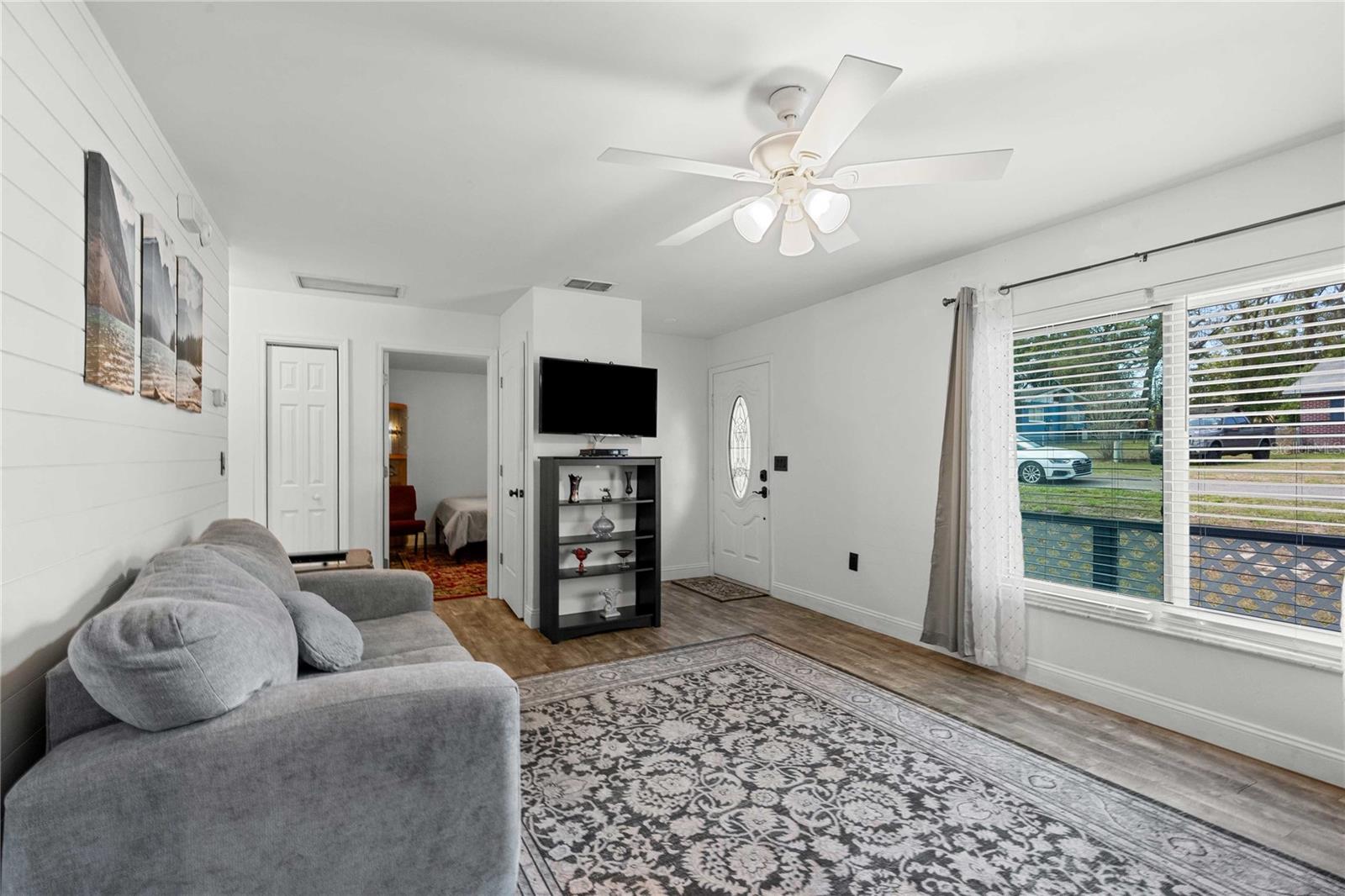 Image 7 of 26 For 14244 20th Street