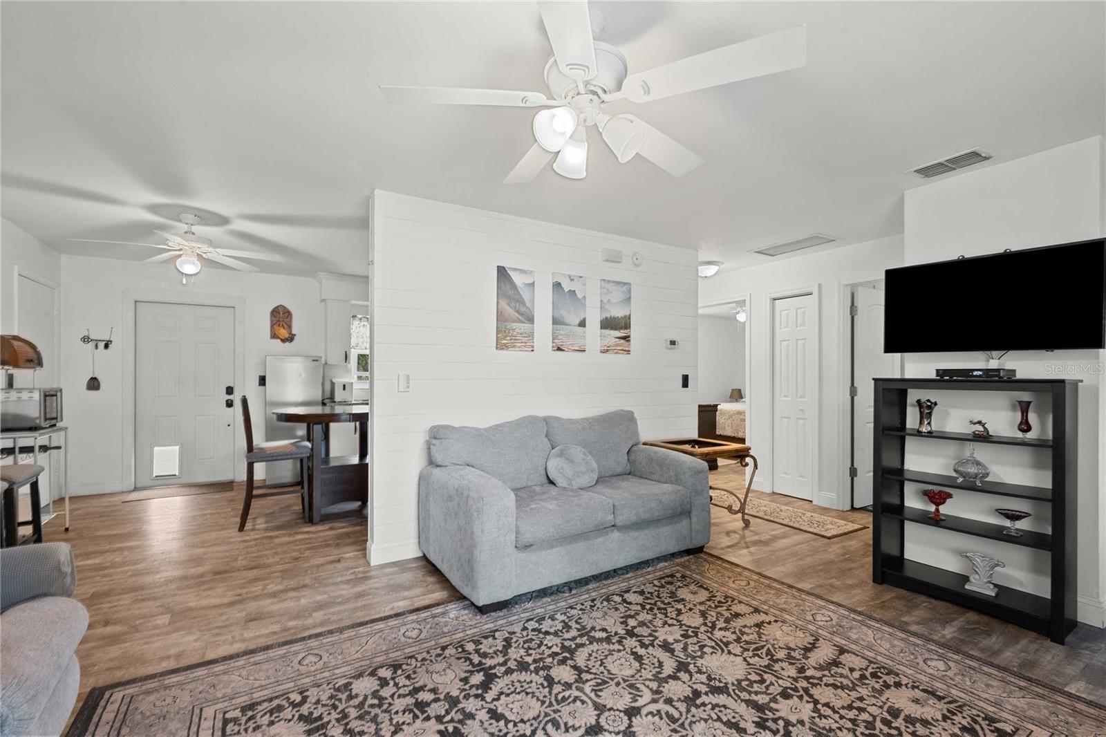 Image 8 of 26 For 14244 20th Street