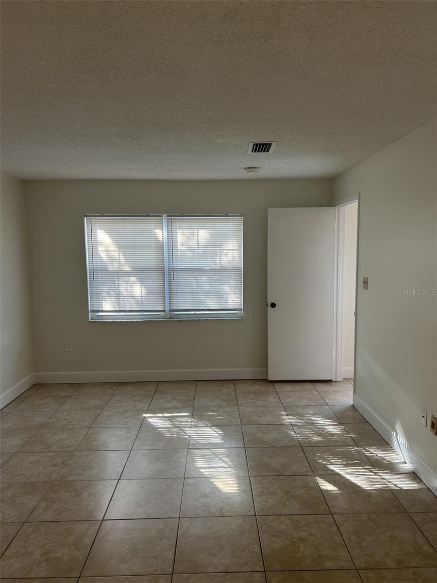 Image 10 of 16 For 8334 Dr Martin Luther King Jr Street N