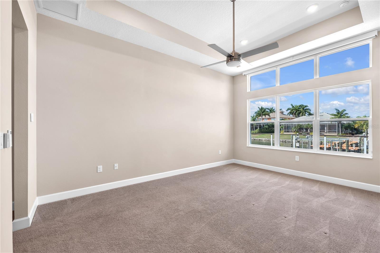 Listing photo id 9 for 5305 Wishing Arch Drive