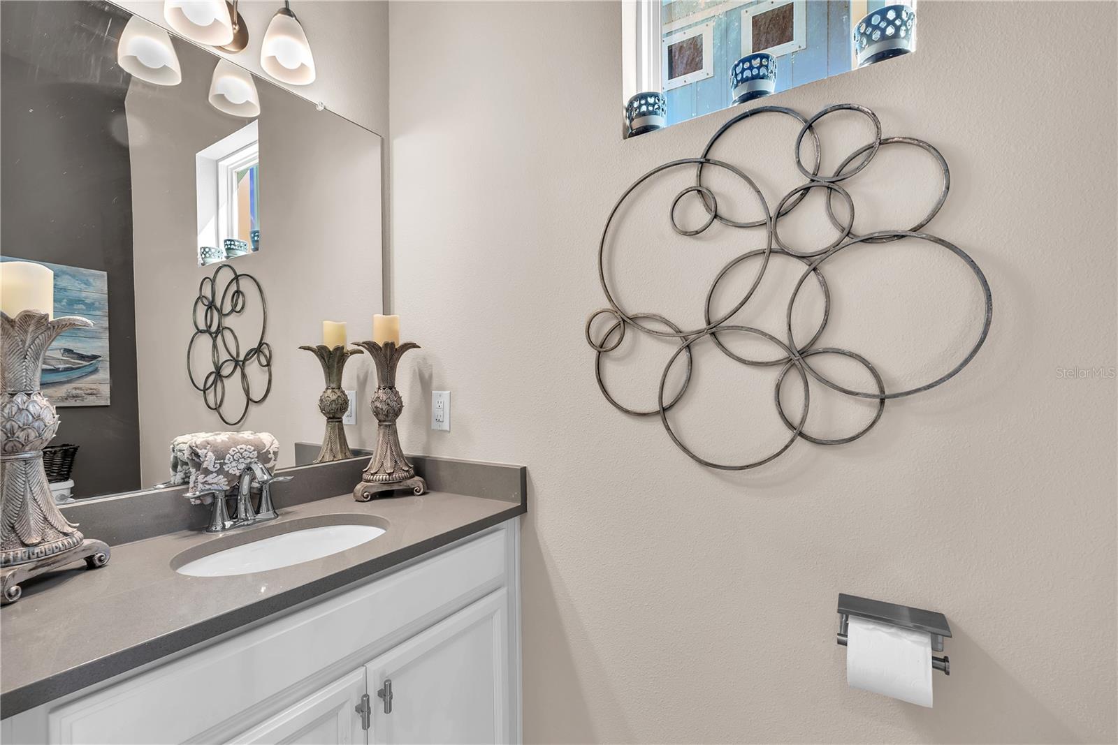 Listing photo id 18 for 5305 Wishing Arch Drive