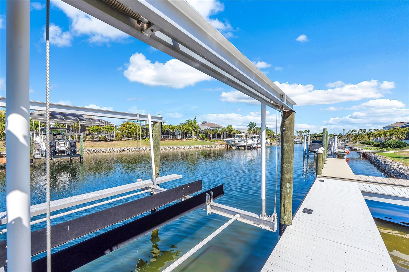 Listing photo id 36 for 5305 Wishing Arch Drive