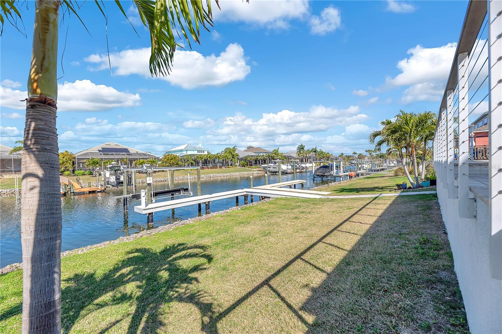 Listing photo id 39 for 5305 Wishing Arch Drive