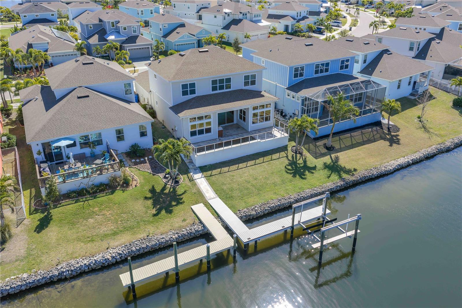 Listing photo id 47 for 5305 Wishing Arch Drive