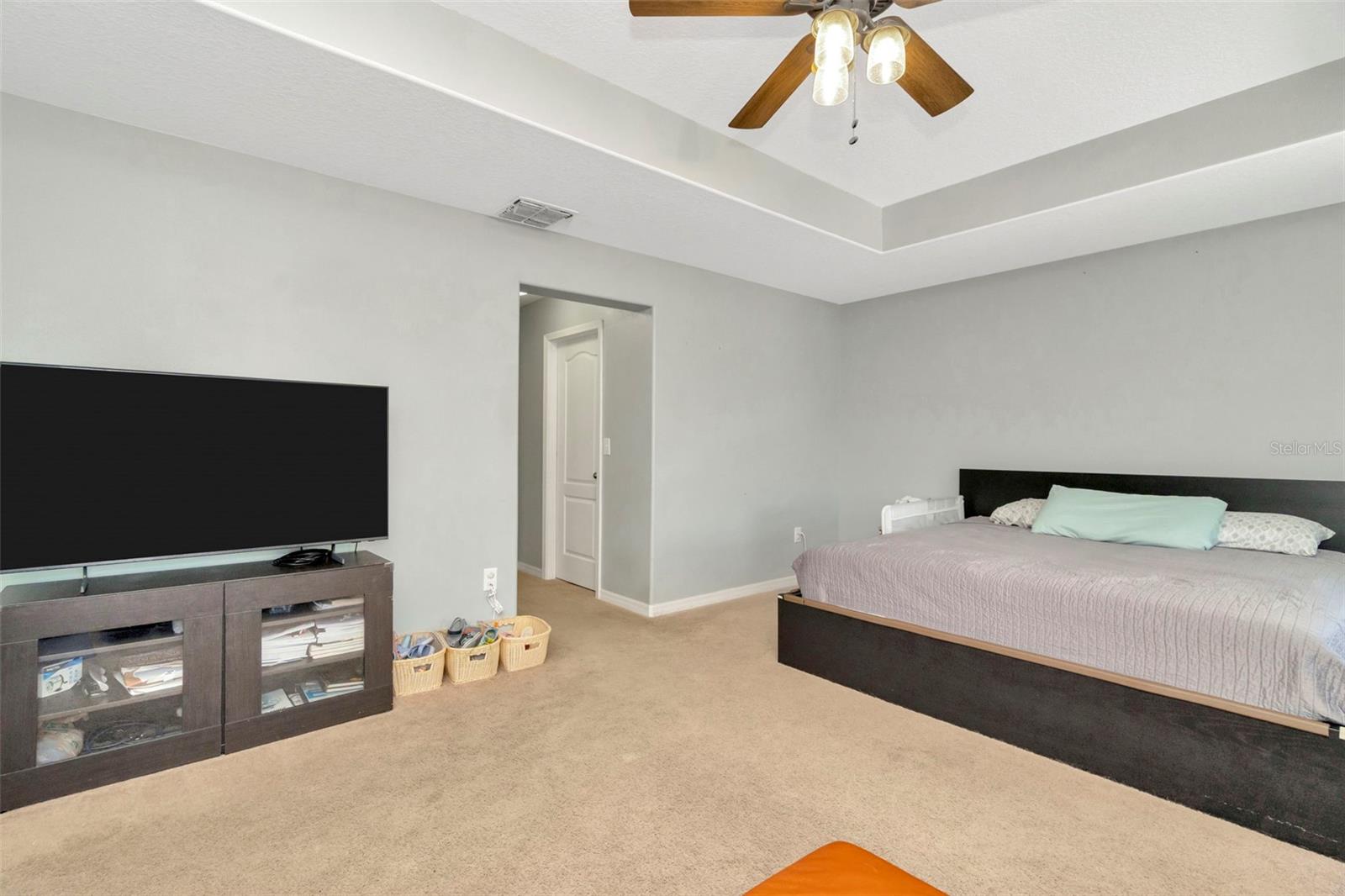 Image 29 of 45 For 313 Shell Manor Drive