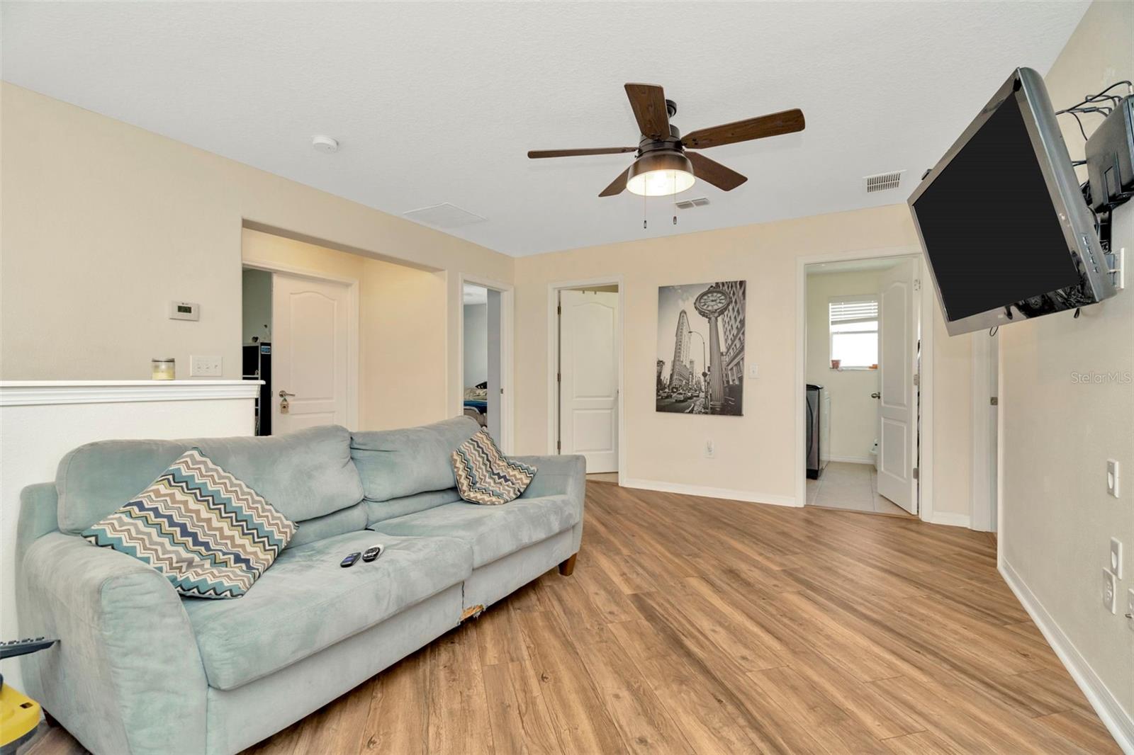 Image 44 of 45 For 313 Shell Manor Drive