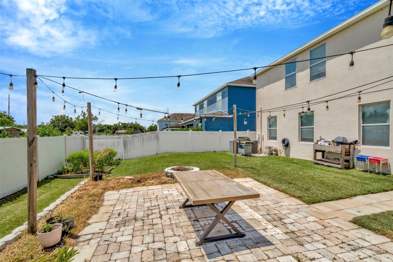 Image 5 of 45 For 313 Shell Manor Drive