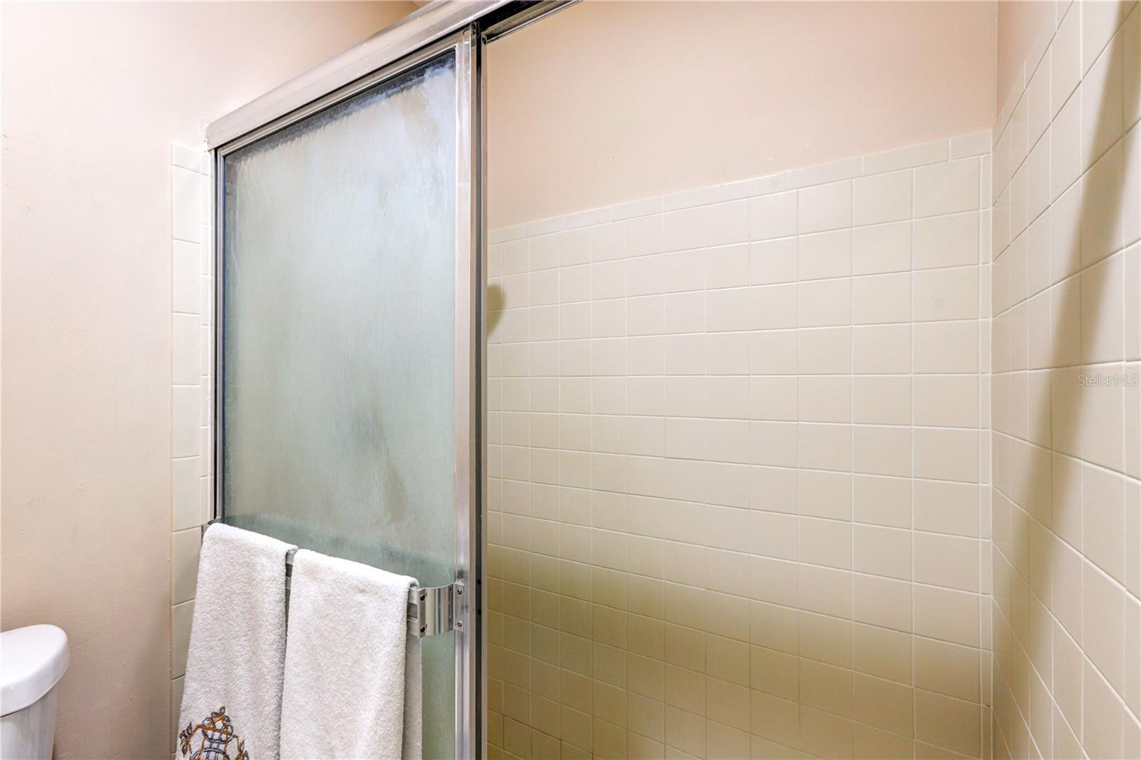 Image 18 of 41 For 12205 Darwood Drive 12205