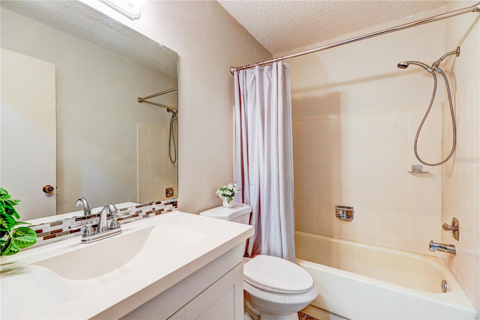 Image 23 of 41 For 12205 Darwood Drive 12205