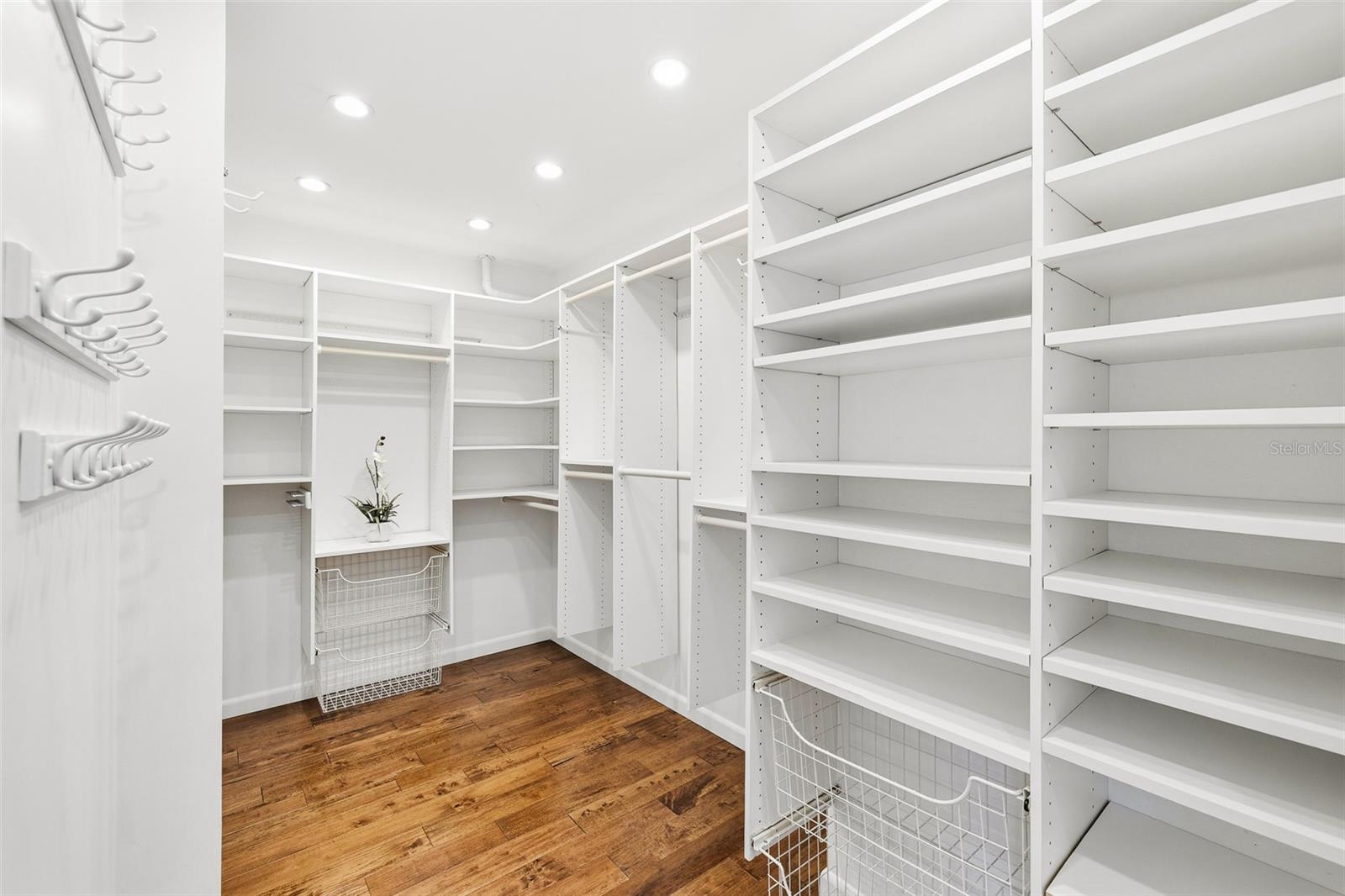 Image 18 of 31 For 13629 Twin Lakes Lane