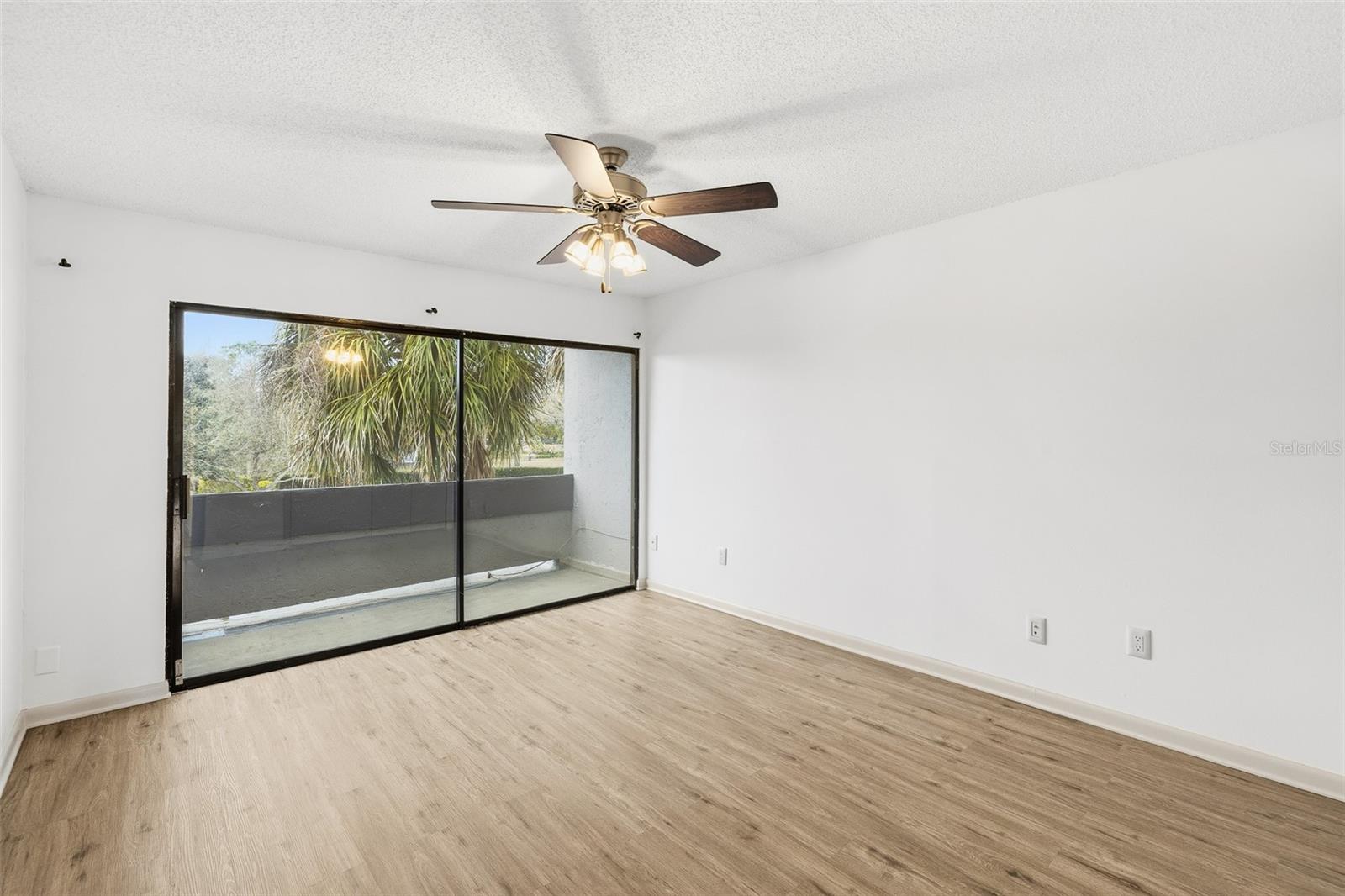 Image 20 of 31 For 13629 Twin Lakes Lane