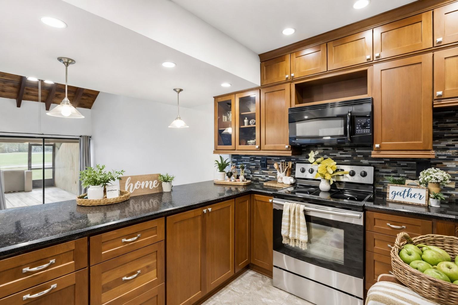 Image 9 of 31 For 13629 Twin Lakes Lane