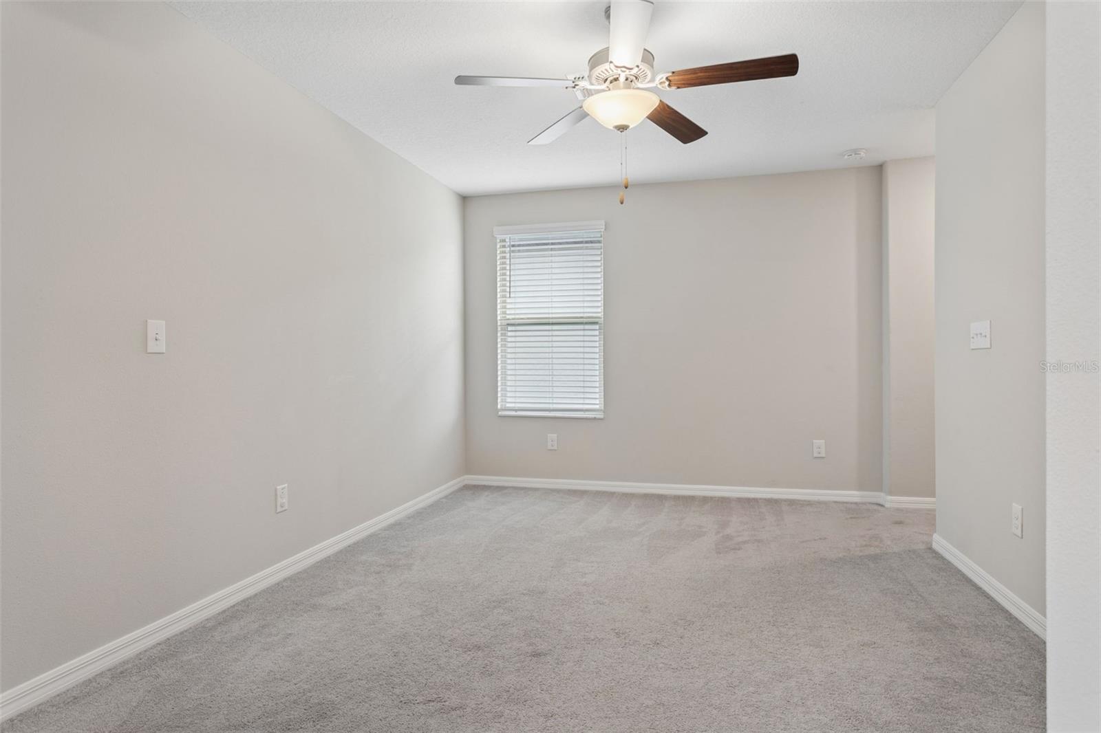 Image 15 of 36 For 11441 Sage Canyon Drive