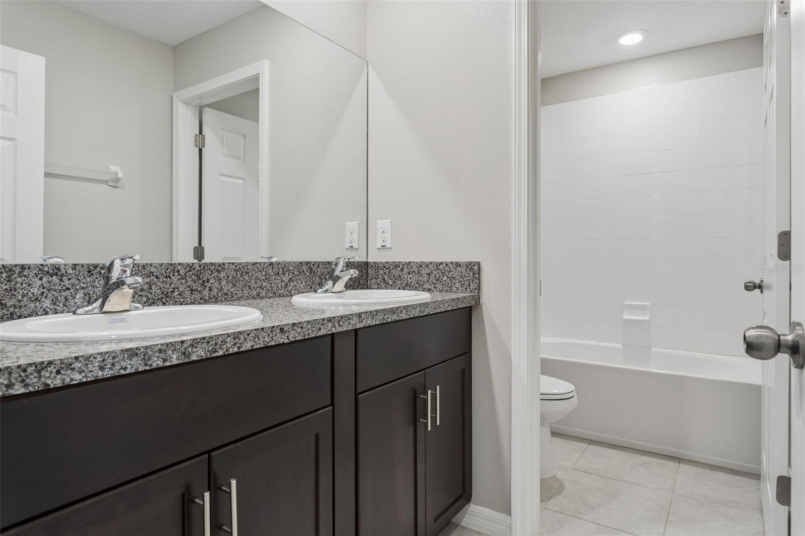 Image 18 of 36 For 11441 Sage Canyon Drive