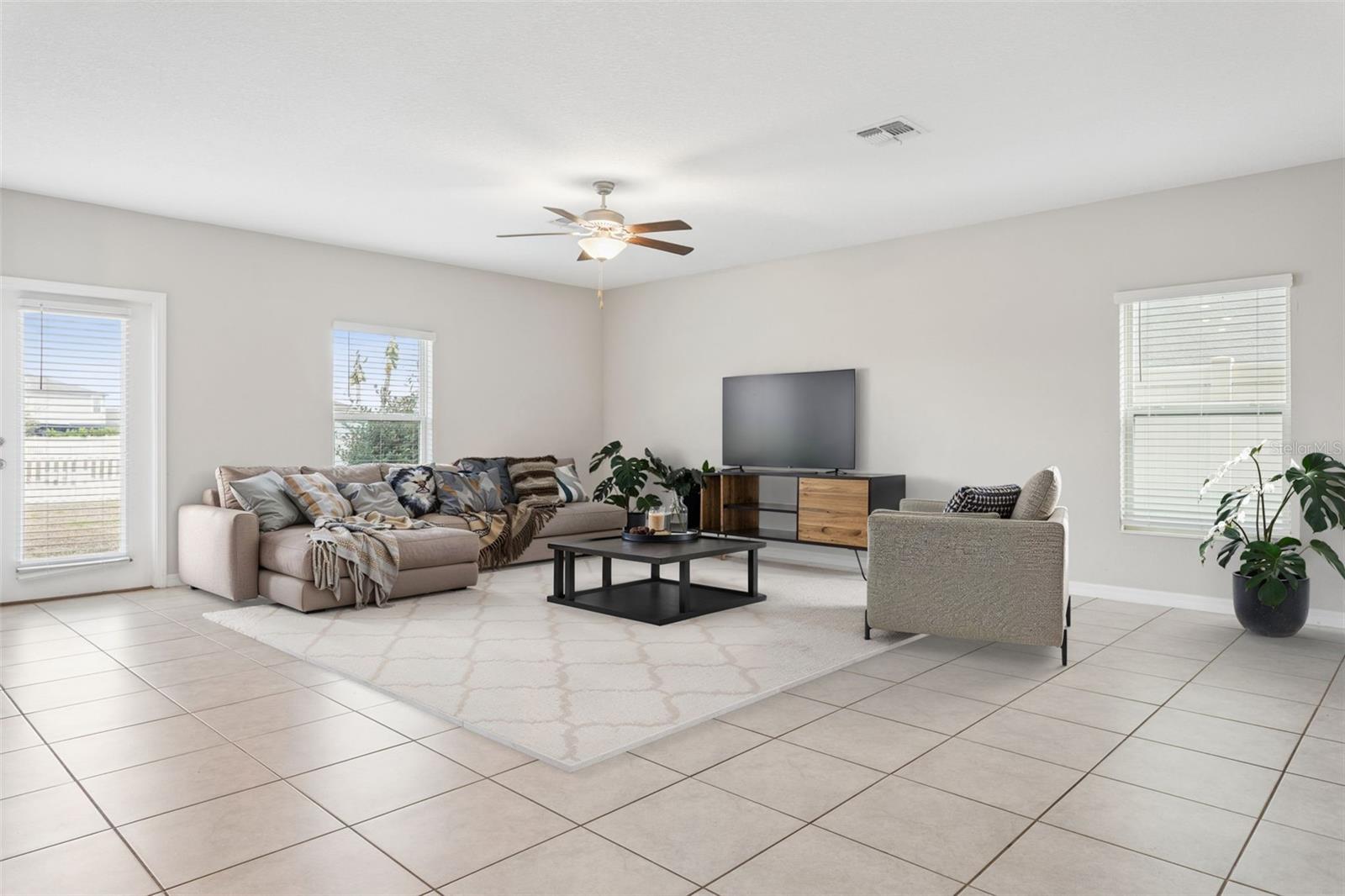 Image 8 of 36 For 11441 Sage Canyon Drive