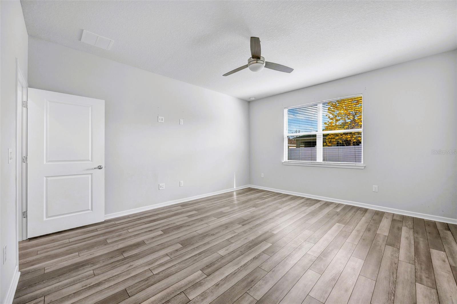 Image 12 of 38 For 762 Parsons Mooring Court