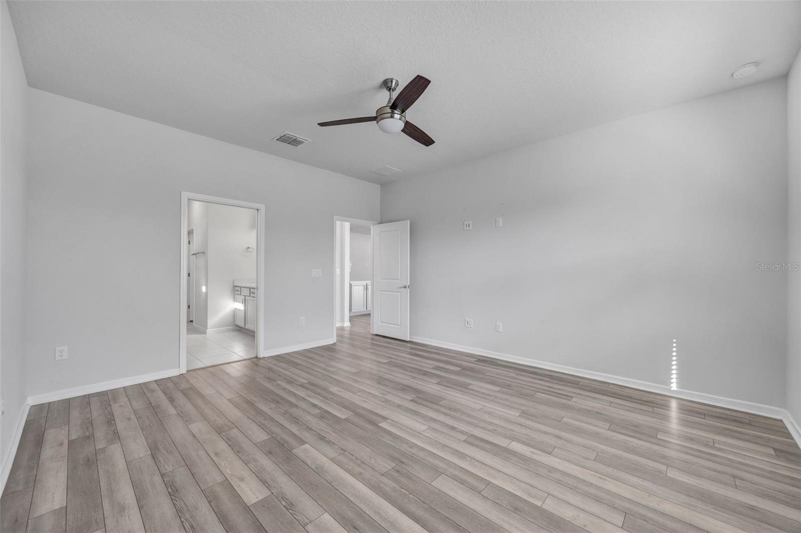 Image 13 of 38 For 762 Parsons Mooring Court