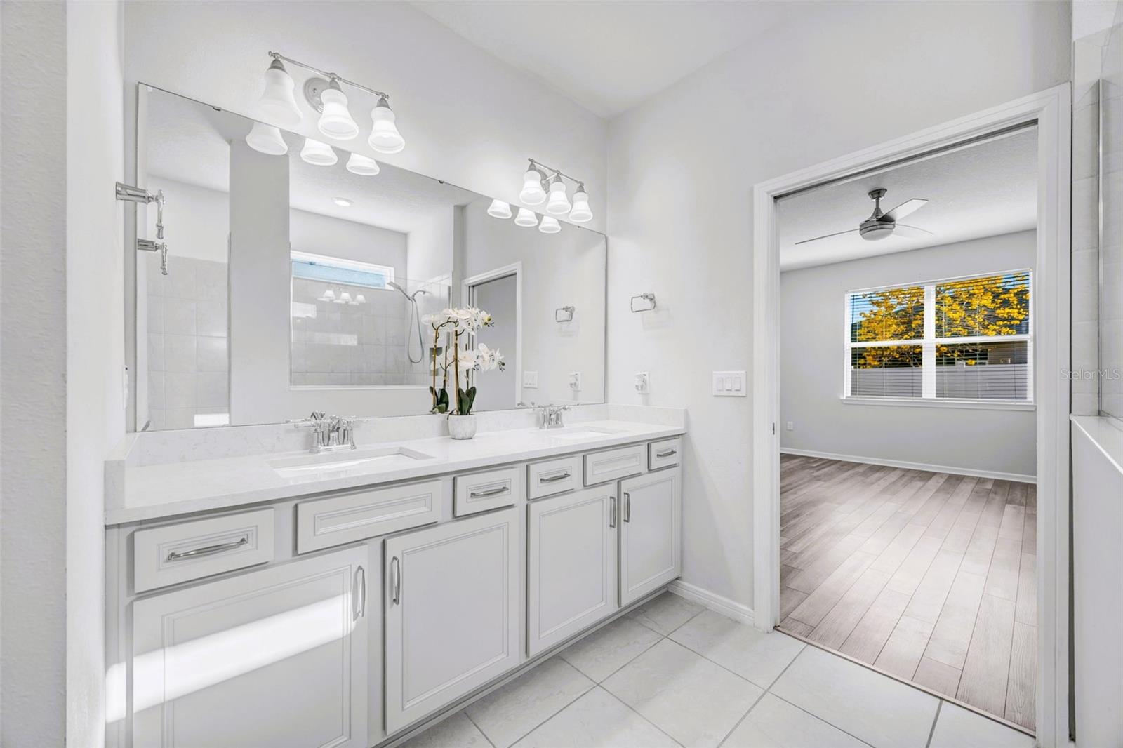 Image 16 of 38 For 762 Parsons Mooring Court