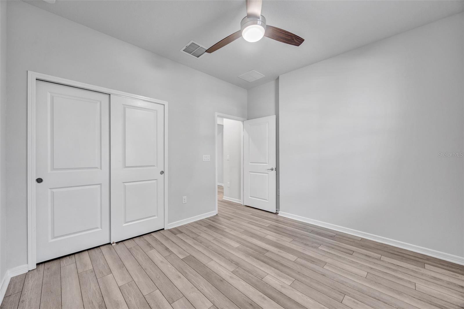 Image 26 of 38 For 762 Parsons Mooring Court